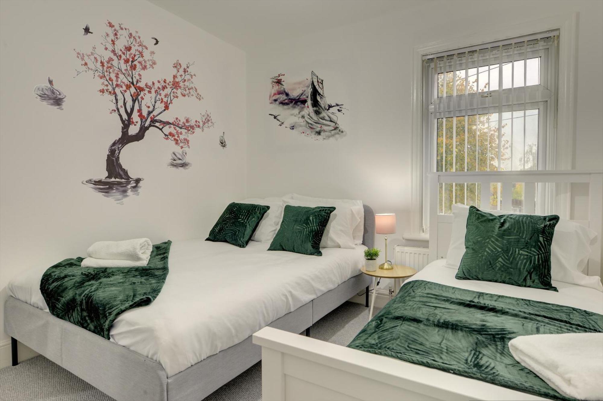 Stunning And Lovely 3 Bed House - Catch 22 Ковентрі Екстер'єр фото
